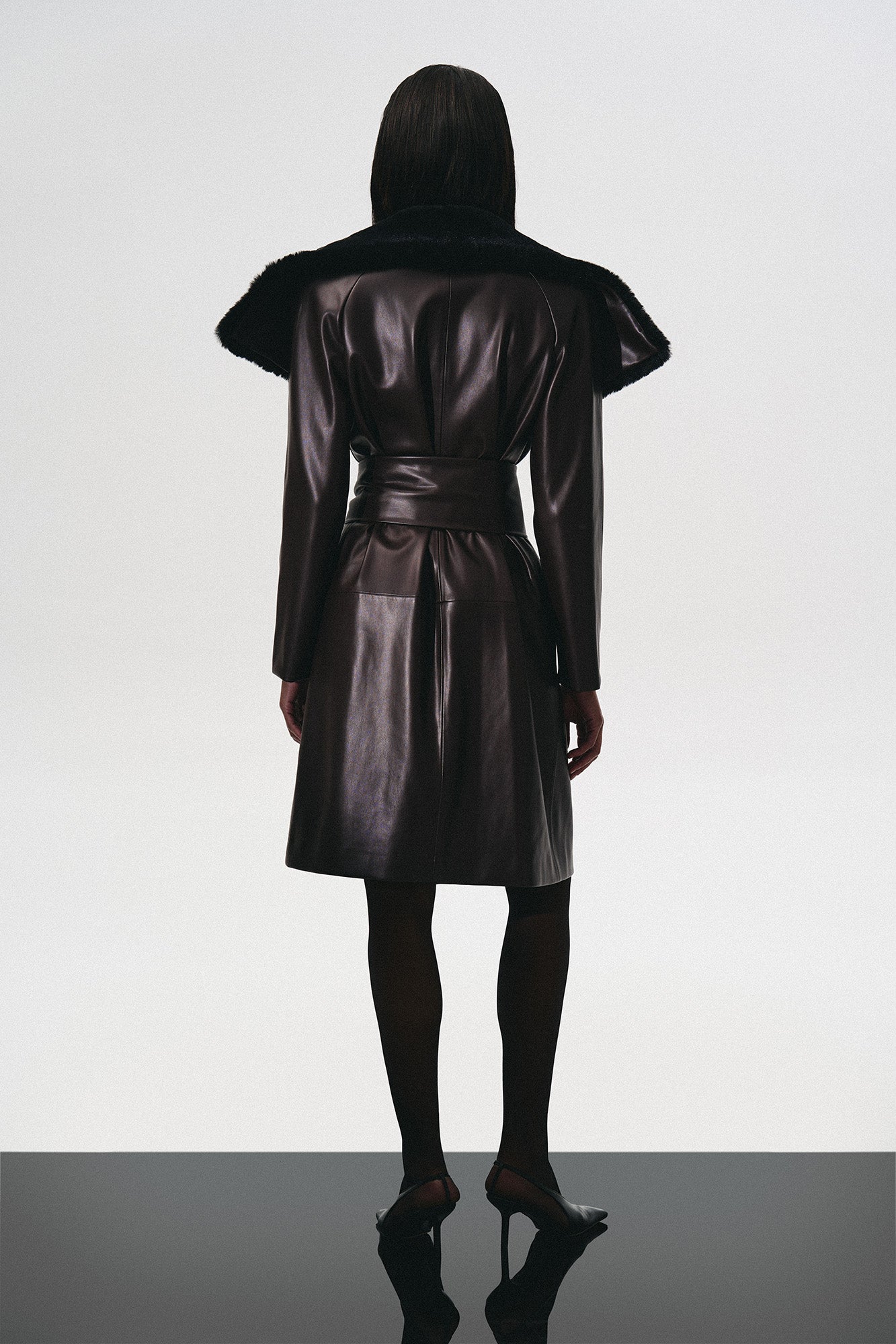 LEATHER TRENCH COAT WITH FUR COLLAR