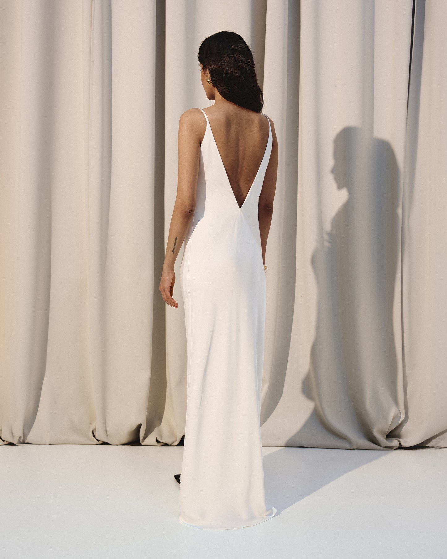 MAXI SLEEP DRESS WITH DEEP V BACK
