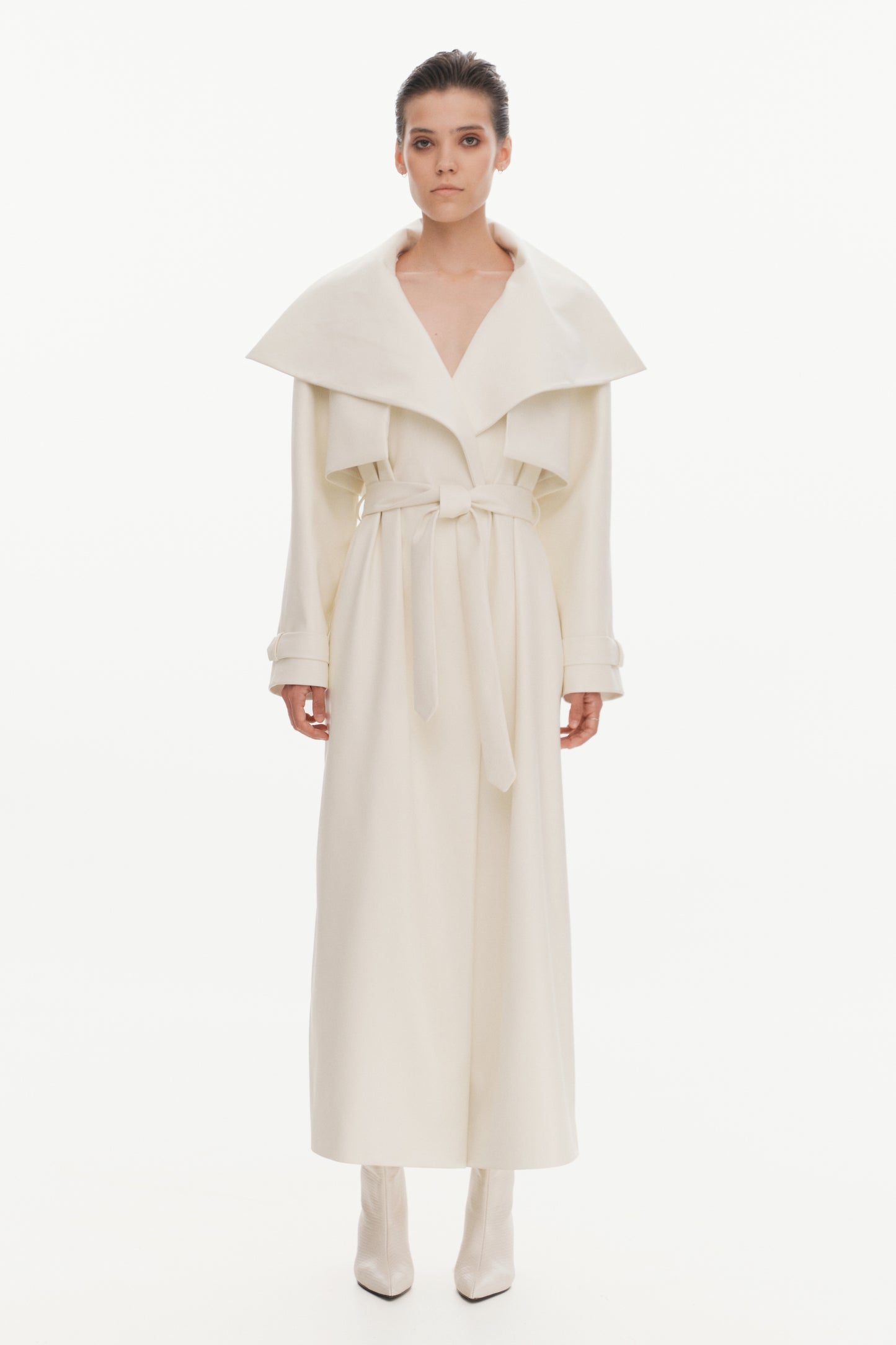 MAXI LEATHER TRENCH IN ECRU