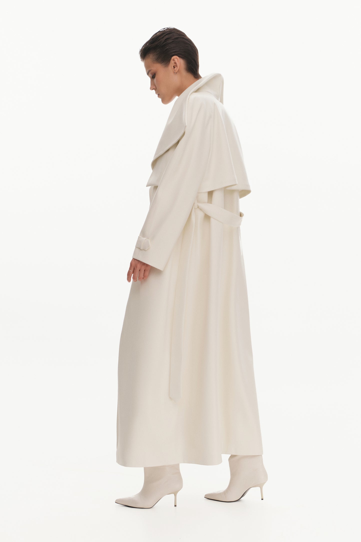 MAXI LEATHER TRENCH IN ECRU