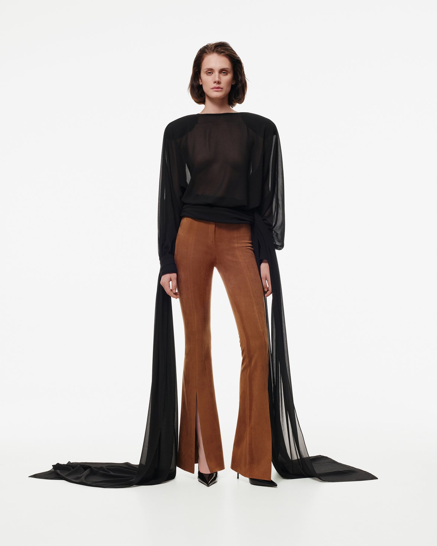 BLOUSE WITH TIES AND BACK COLLAR