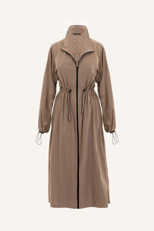 RAINCOAT WITH CONTRAST ZIPPER