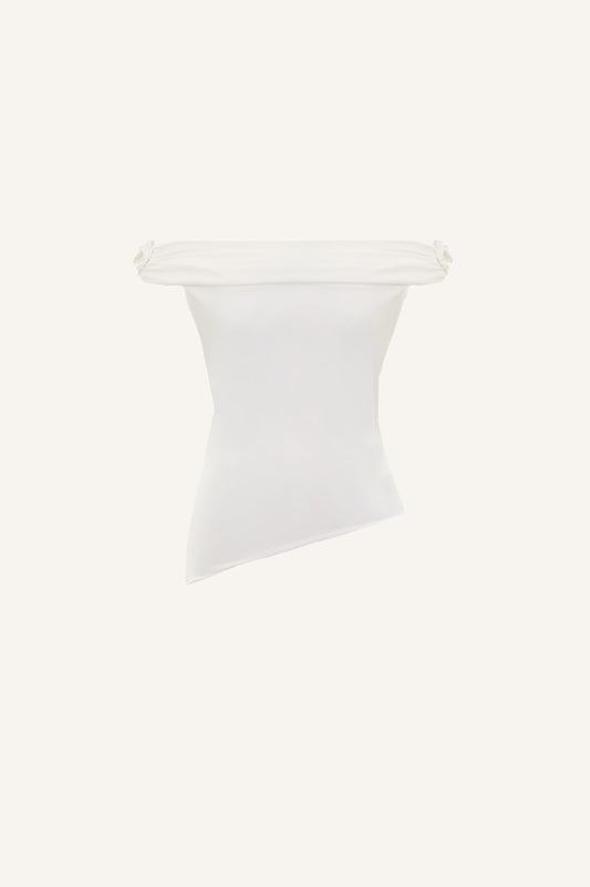 TOP WITH FLOWER APPLIQUES